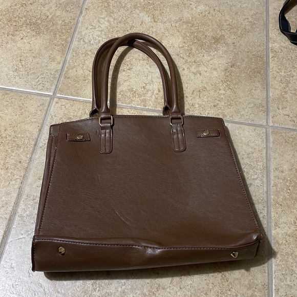 BCBG Paris handbag - Picture 3 of 6